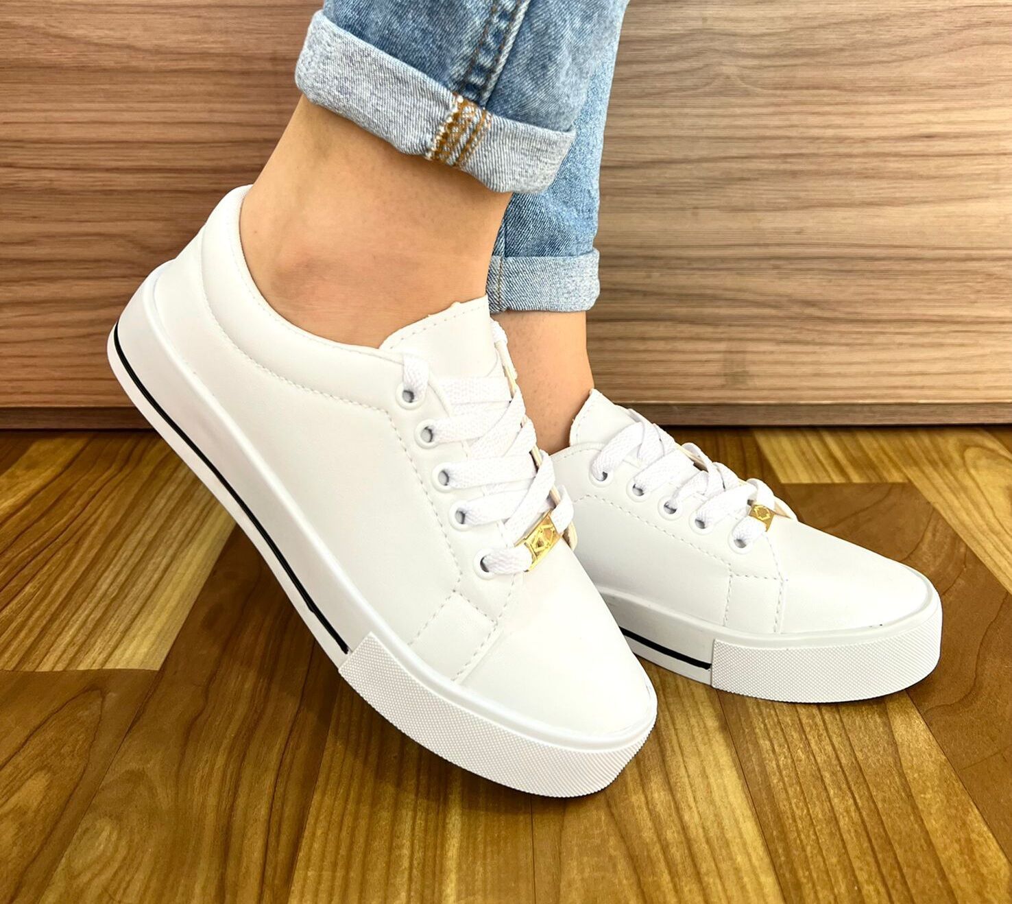Como estilizar tenis branco feminino插图