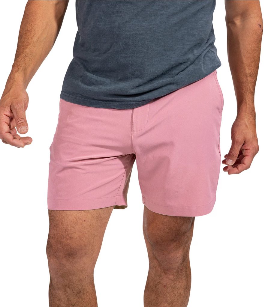 Mens pink shorts – How to Wear a Top插图4