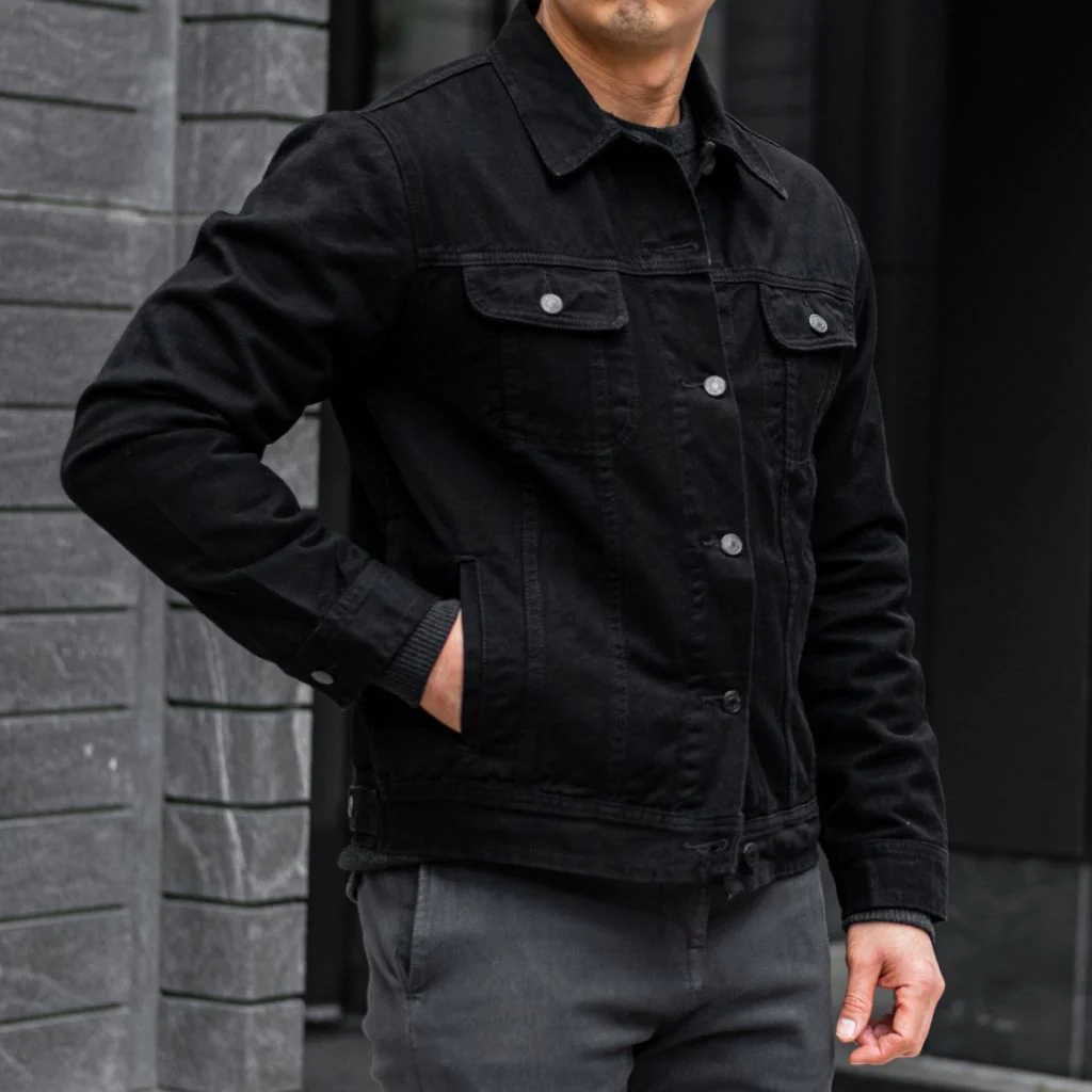 Men's black denim jacket have been a staple in men's fashion for decades, with the black denim jacket being a versatile