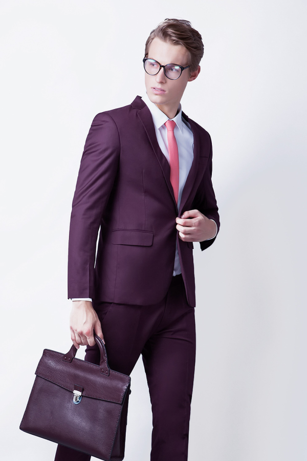 Purple suits for men have become increasingly popular in contemporary fashion, offering a stylish and sophisticated alternative to traditional