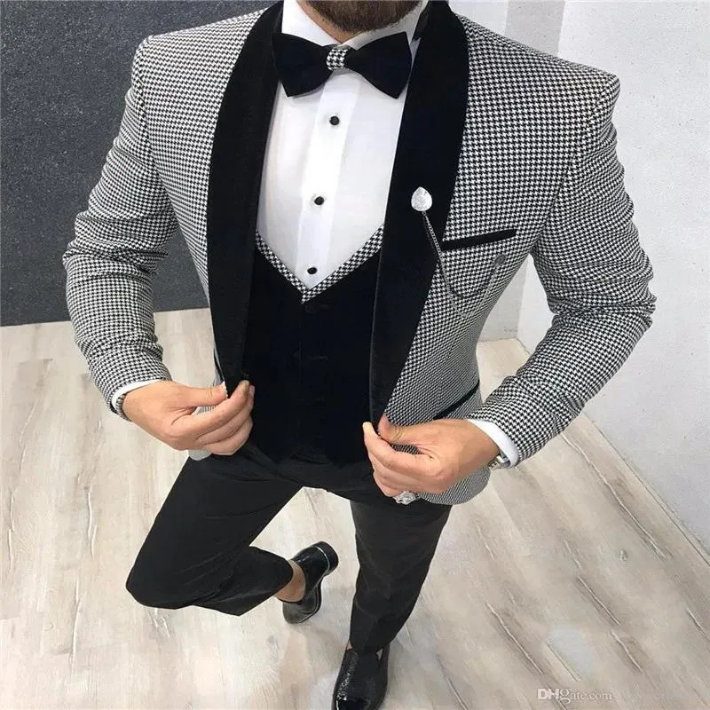 Men's suits 