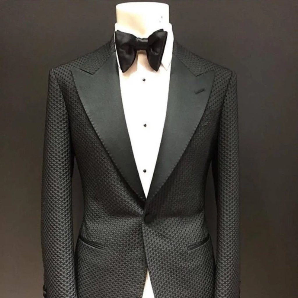 peak lapel tuxedo